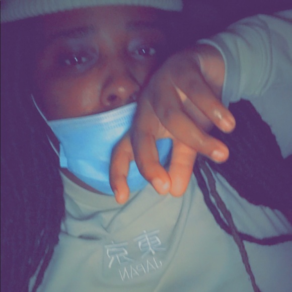 Meet your Posher, Samantha - Picture 1 of 1